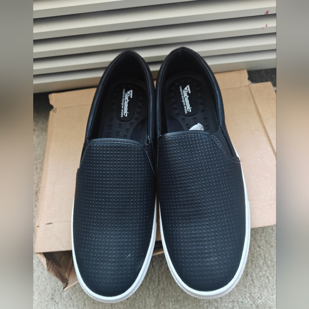 Women's Slip On Casual Fashion Sneakers